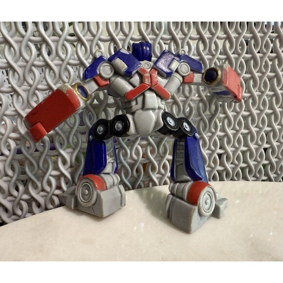 2009 Hasbro Transformers Optimus Prime Bakery Crafts - Picture 2 of 8